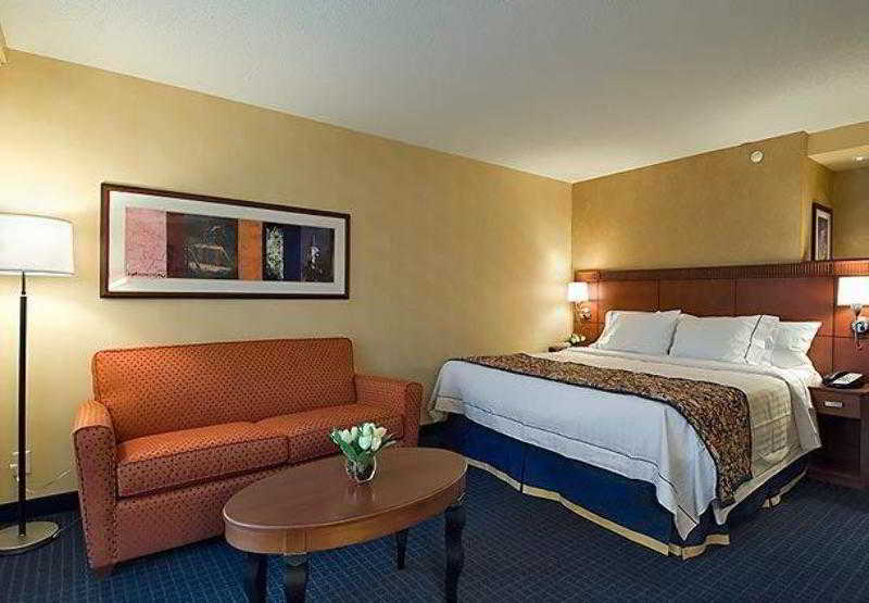 Courtyard Hartford Farmington Hotell Eksteriør bilde