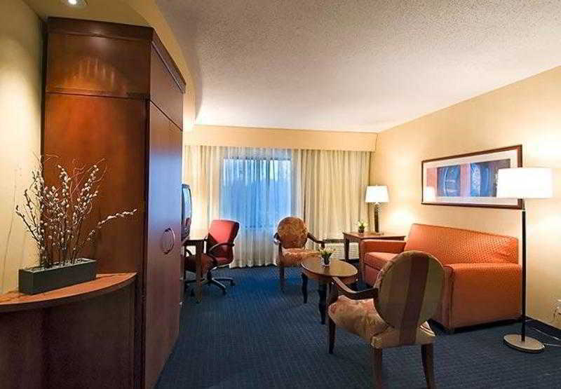 Courtyard Hartford Farmington Hotell Eksteriør bilde
